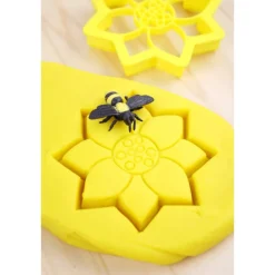 Invitation To Imagine Bio Cutter Pumpkin
