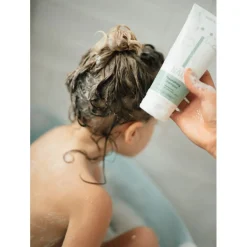 Naif Nourishing Shampoo Baby & Kids